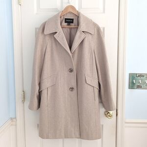 London Fog lined women's beige wool coat, size XL.